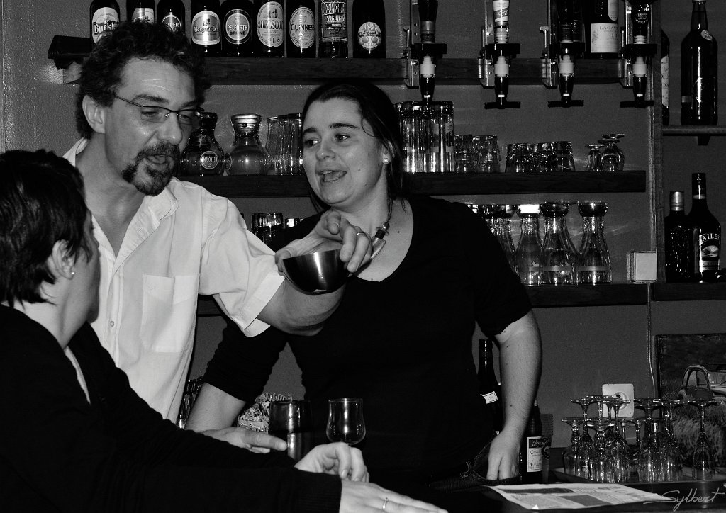 _SL14449nb.jpg - Natacha & Thierry, Retrouvez-les au St Grrmain (et pour cause... c'est la patronne et son mari)