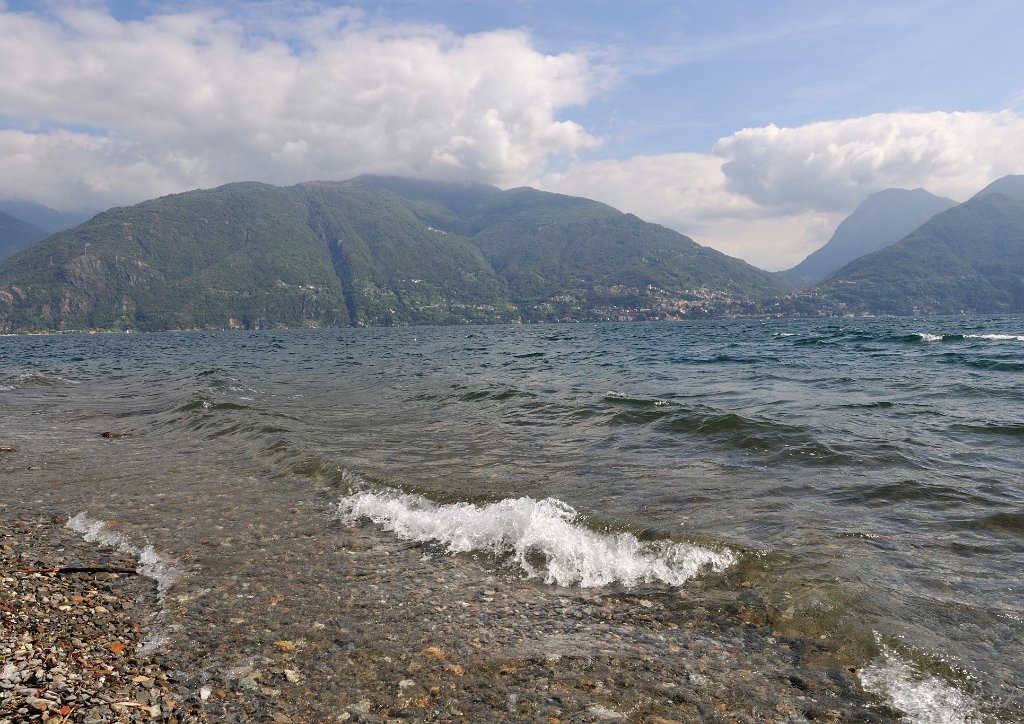 _SL11454m.jpg - Plage de San Siro como, Lac de Côme (Italie)